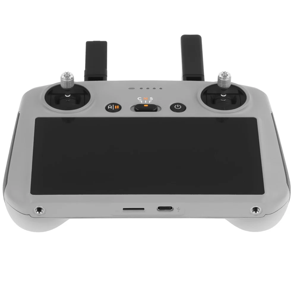 Квадрокоптер DJI Mini 4 Pro Fly More Combo белый